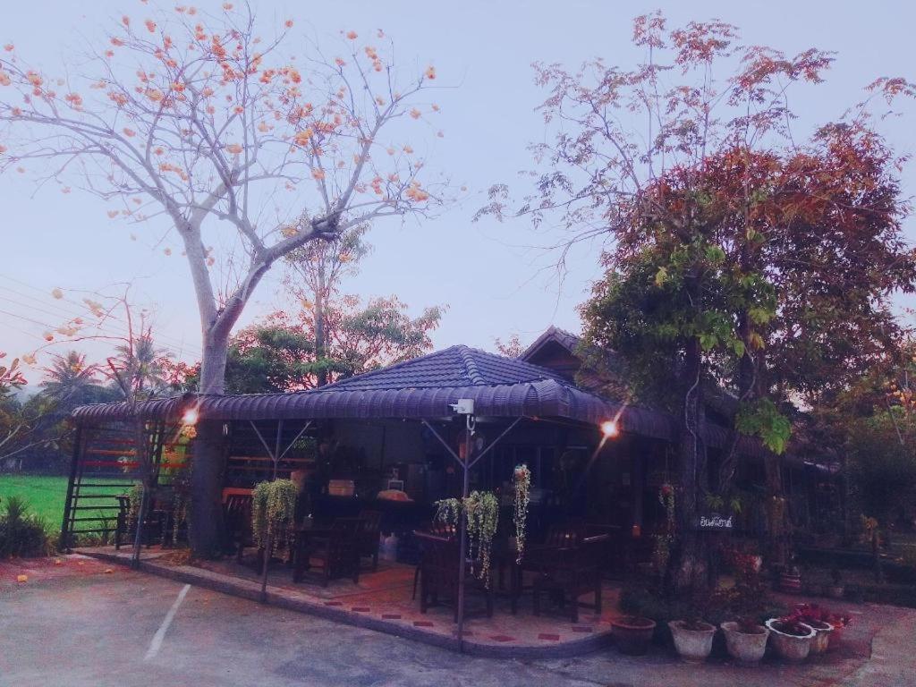 湄里姆茵迪酒店 清邁 外观 照片